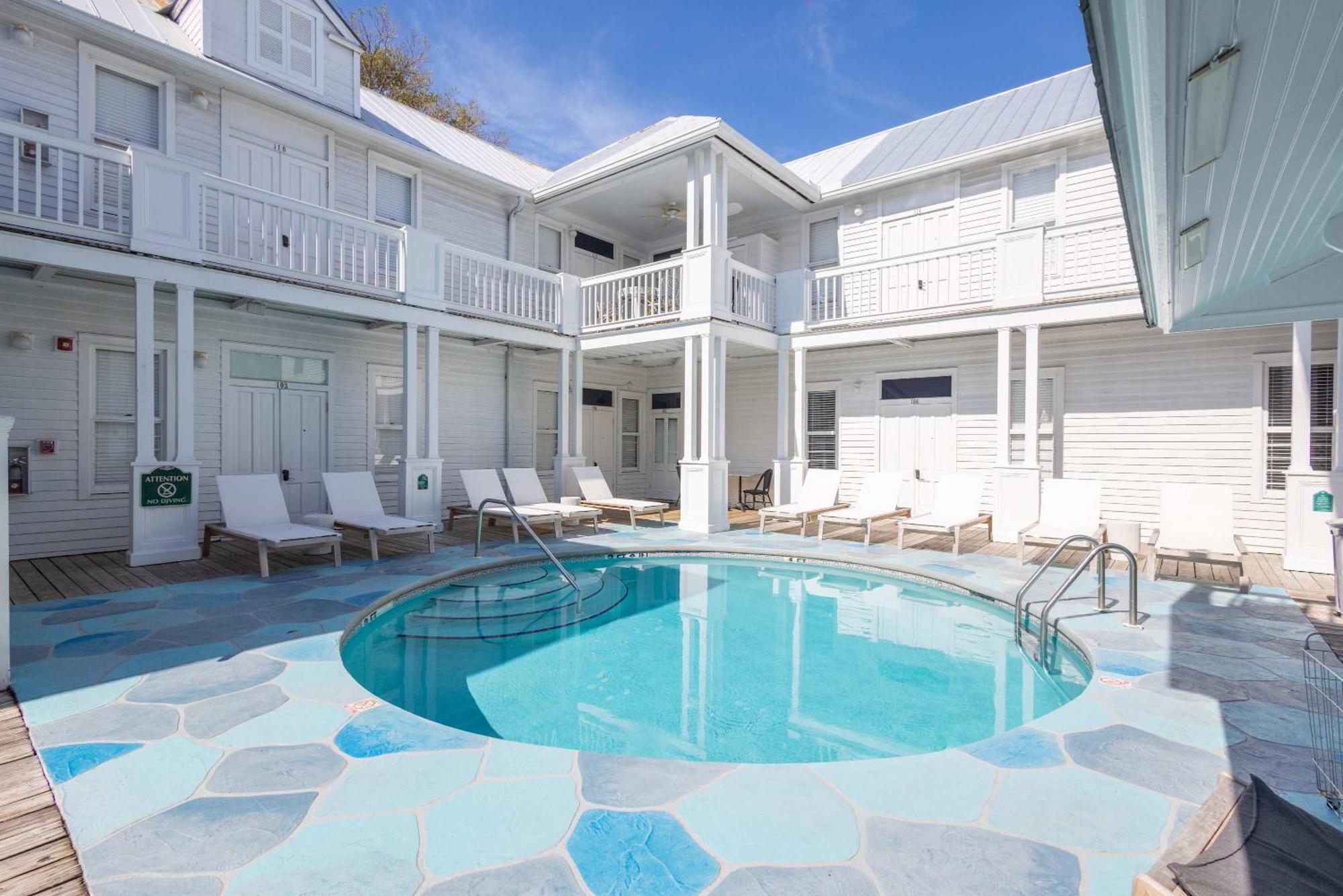 Deluxe Queen At The Curry Mansion - Parking & Heated Pool! Key West Exterior foto